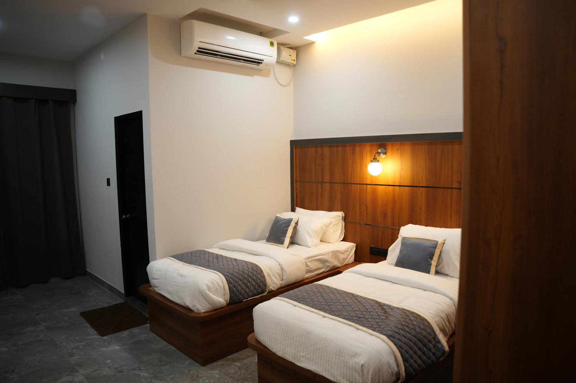 Sarvam Residency Sāgar Exterior foto